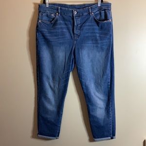 H&M Mom Jeans size 18
